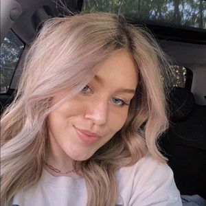 Meet your Posher, Jenna